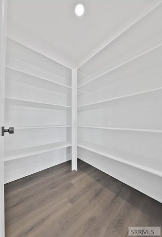 398 E 5th S, Sugar City, ID 83448