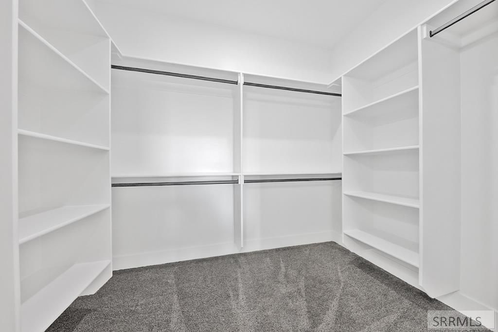 Image 22 of property listing at 398 E 5th S, Sugar City, ID 83448