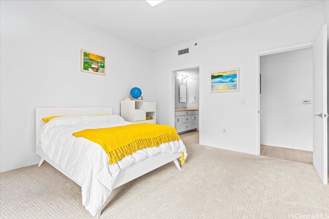 520 Lunalilo Home Road 8107, Honolulu, HI 96825