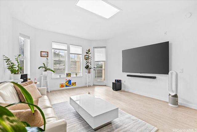 520 Lunalilo Home Road 8107, Honolulu, HI 96825