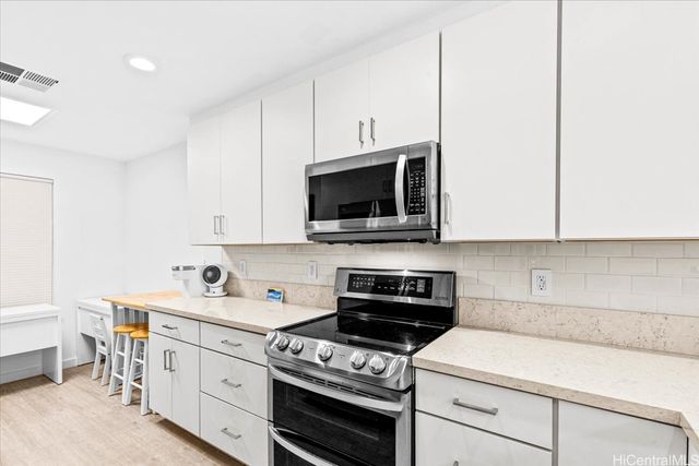 520 Lunalilo Home Road 8107, Honolulu, HI 96825