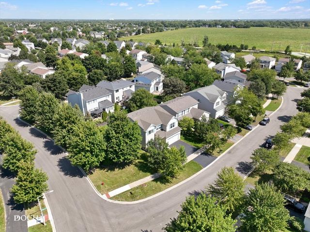 2677 Pecos Circle, Montgomery, IL 60538