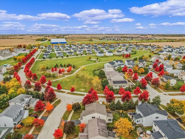 2677 Pecos Circle, Montgomery, IL 60538