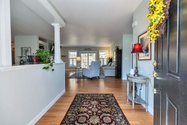 280 Sylvan Lane, Manchester, NH 03102