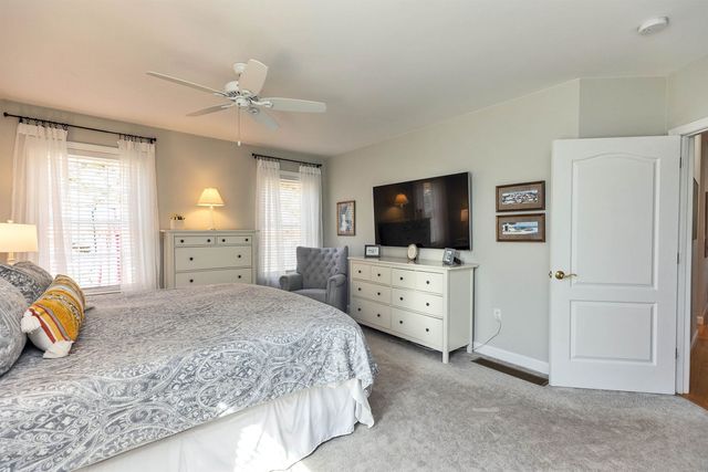 280 Sylvan Lane, Manchester, NH 03102