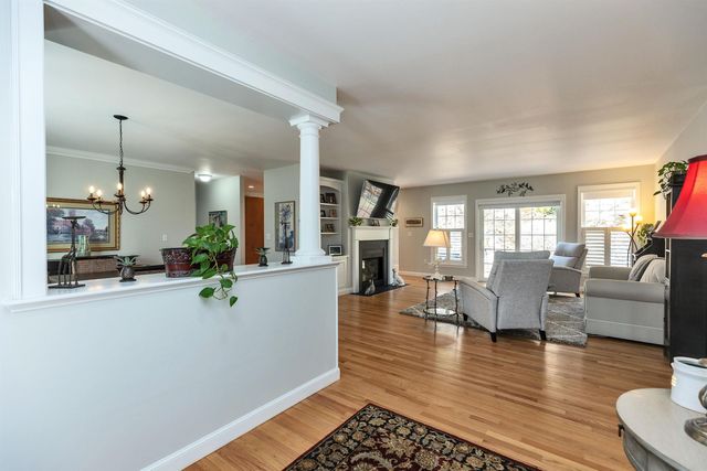 280 Sylvan Lane, Manchester, NH 03102