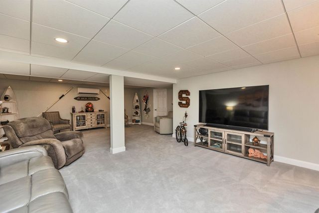 280 Sylvan Lane, Manchester, NH 03102