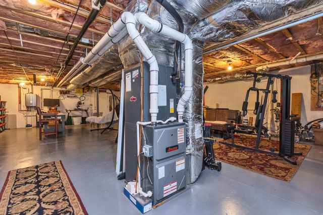 280 Sylvan Lane, Manchester, NH 03102