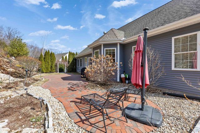 280 Sylvan Lane, Manchester, NH 03102