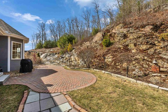 280 Sylvan Lane, Manchester, NH 03102