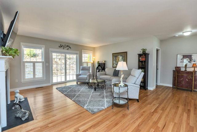 280 Sylvan Lane, Manchester, NH 03102