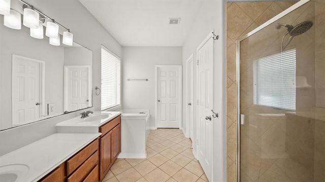 25215 Kelton Hills Lane, Richmond, TX 77406