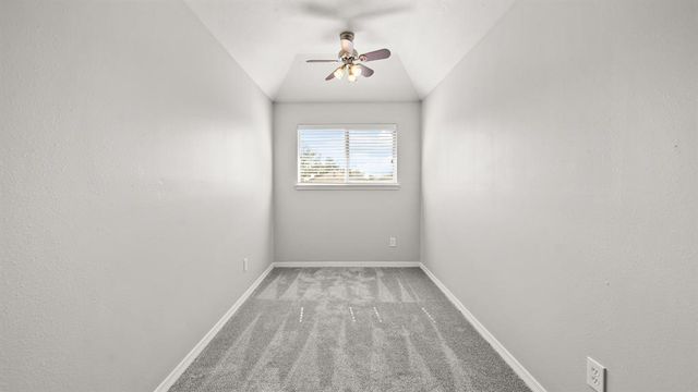 25215 Kelton Hills Lane, Richmond, TX 77406