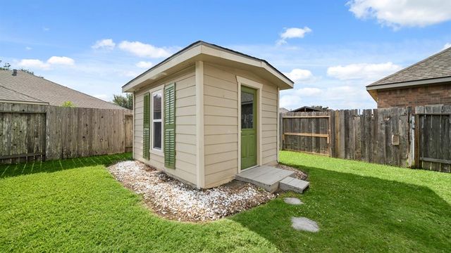 25215 Kelton Hills Lane, Richmond, TX 77406