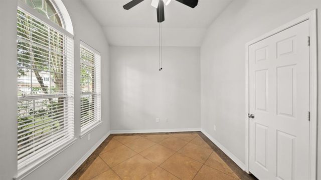 25215 Kelton Hills Lane, Richmond, TX 77406