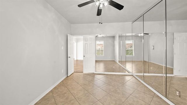 25215 Kelton Hills Lane, Richmond, TX 77406