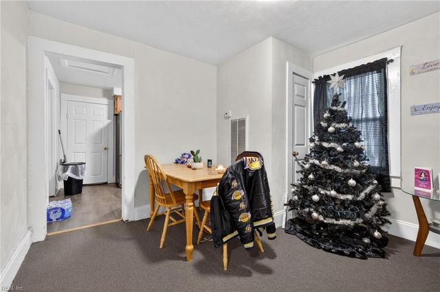 125 S 4th ST, Suffolk, VA 23434