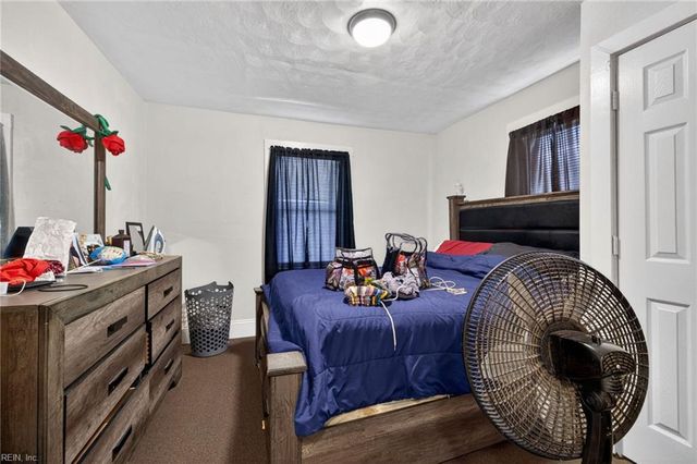 125 S 4th ST, Suffolk, VA 23434