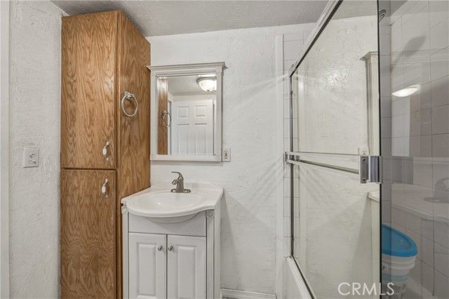 3990 Manchester Avenue, Clearlake, CA 95422