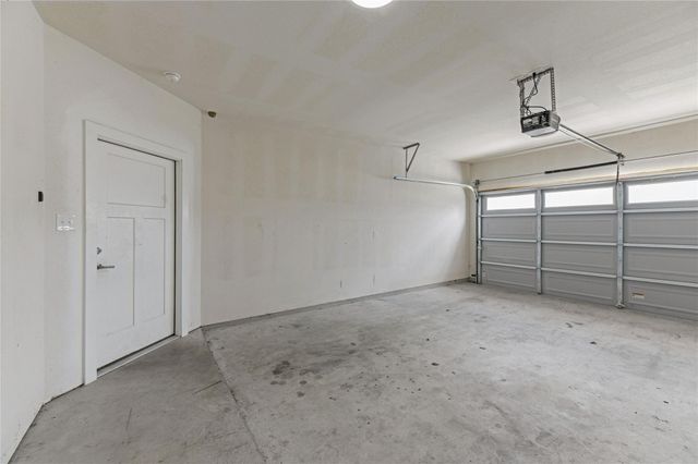 135 Koele CT, Bastrop, TX 78602