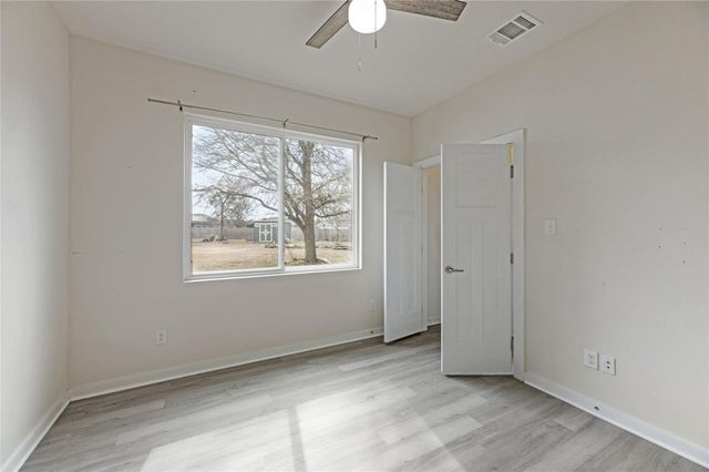 135 Koele CT, Bastrop, TX 78602