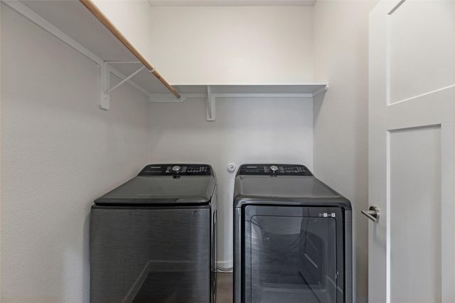 135 Koele CT, Bastrop, TX 78602