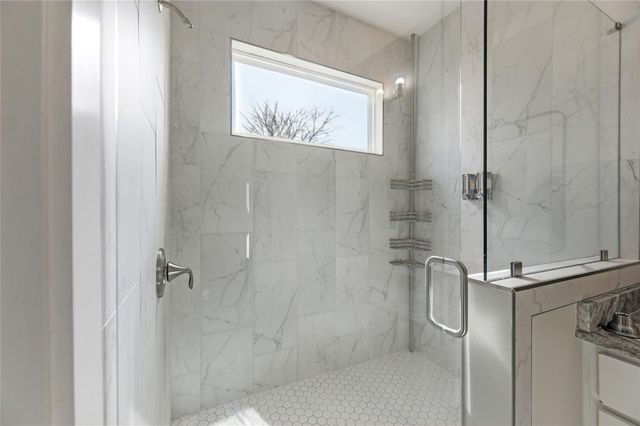 135 Koele CT, Bastrop, TX 78602