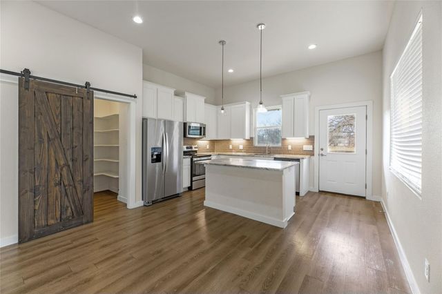 135 Koele CT, Bastrop, TX 78602