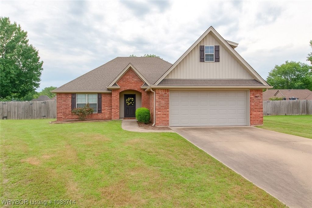 1021 Hamilton Circle, Greenwood, AR 72936