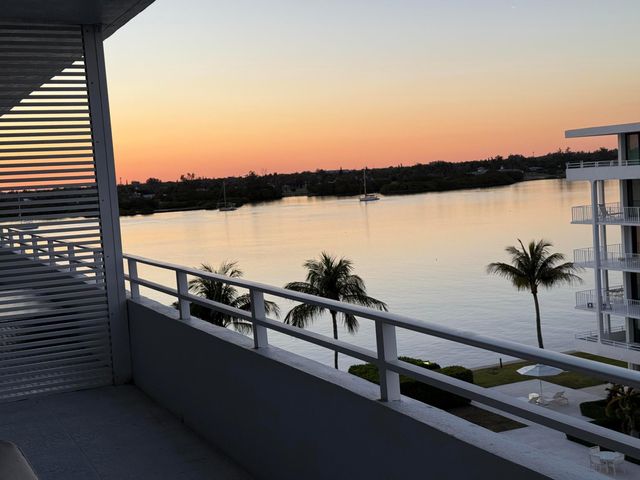 2784 S Ocean Boulevard 505s, Palm Beach, FL 33480