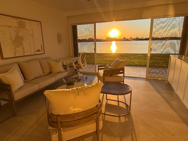 2784 S Ocean Boulevard 505s, Palm Beach, FL 33480