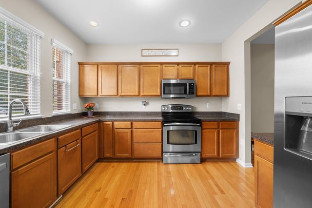 4135 Forest Bridge Drive, Canton Twp, MI 48188