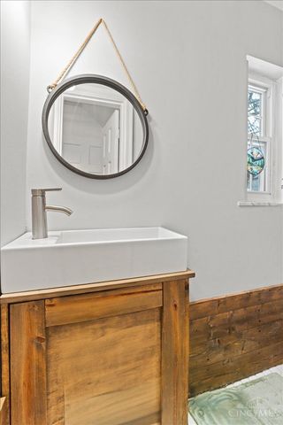 2720 McKinley Avenue, Cincinnati, OH 45211