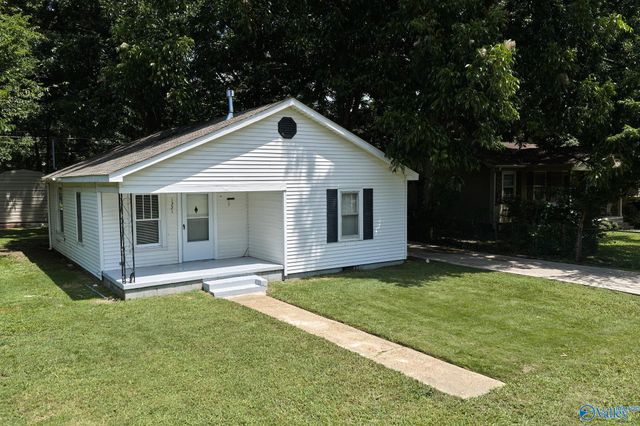 1221 Halsey Avenue, Huntsville, AL 35801