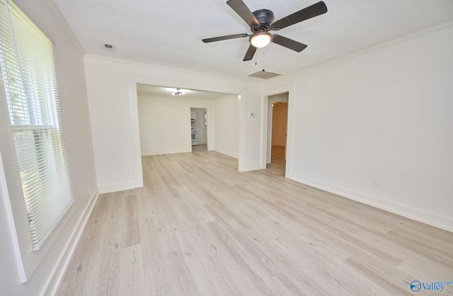 1221 Halsey Avenue, Huntsville, AL 35801