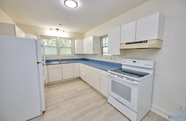 1221 Halsey Avenue, Huntsville, AL 35801