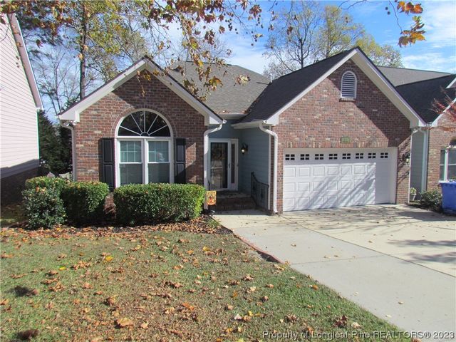 1527 Dixon Drive