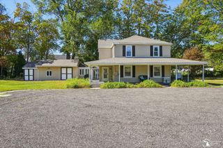 3009 Sterns Road, Lambertville, MI 48144
