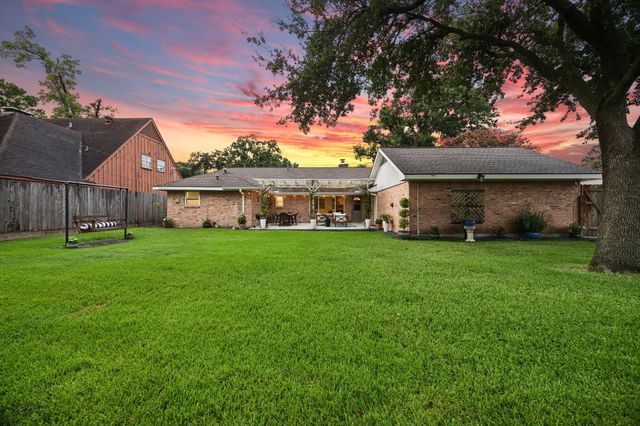 9211 Olathe Street, Houston, TX 77055