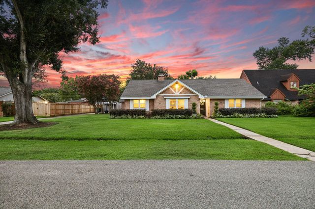 9211 Olathe Street, Houston, TX 77055