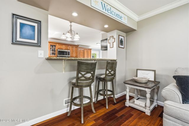 1910 Holbrook Street, Oakhurst, NJ 07755