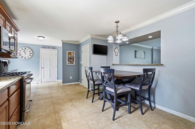 1910 Holbrook Street, Oakhurst, NJ 07755