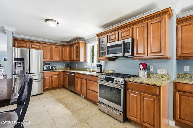 1910 Holbrook Street, Oakhurst, NJ 07755