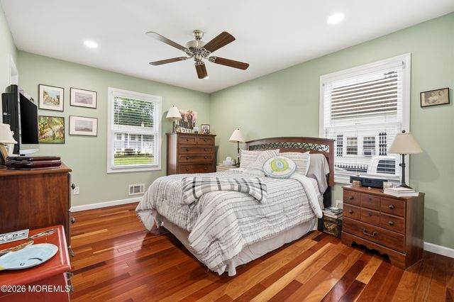 1910 Holbrook Street, Oakhurst, NJ 07755
