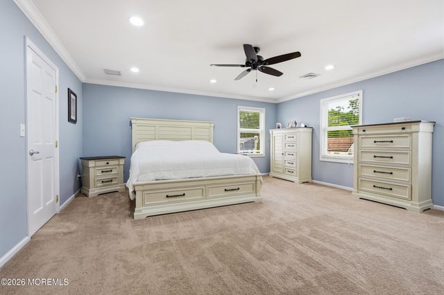 1910 Holbrook Street, Oakhurst, NJ 07755