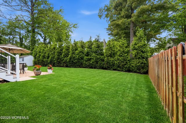 1910 Holbrook Street, Oakhurst, NJ 07755