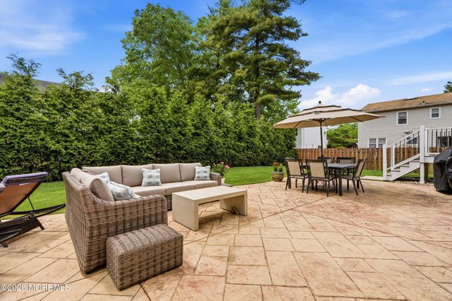 1910 Holbrook Street, Oakhurst, NJ 07755