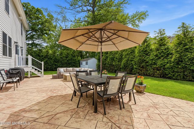 1910 Holbrook Street, Oakhurst, NJ 07755