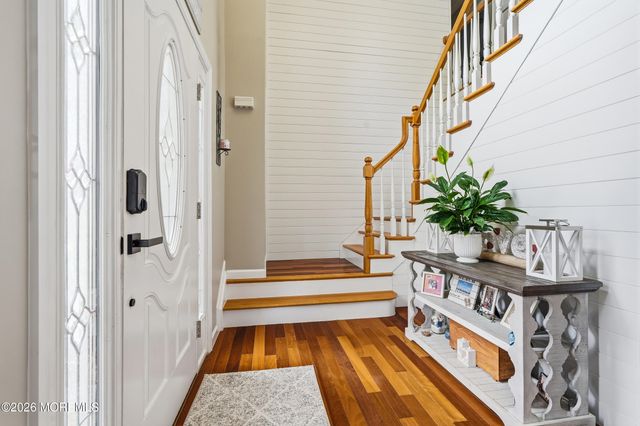 1910 Holbrook Street, Oakhurst, NJ 07755