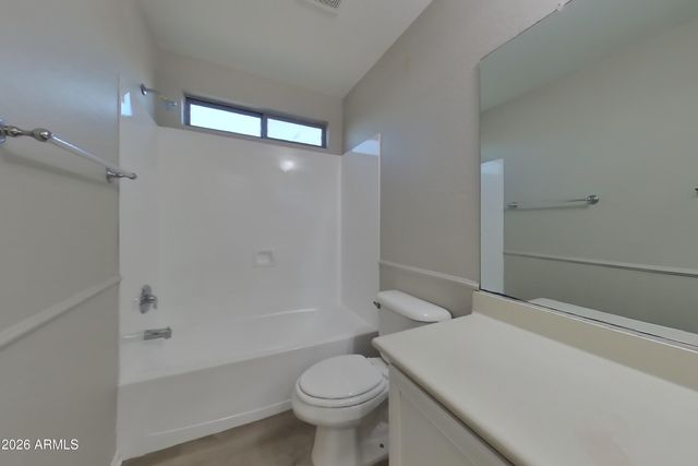 15204 N EL FRIO Court, El Mirage, AZ 85335